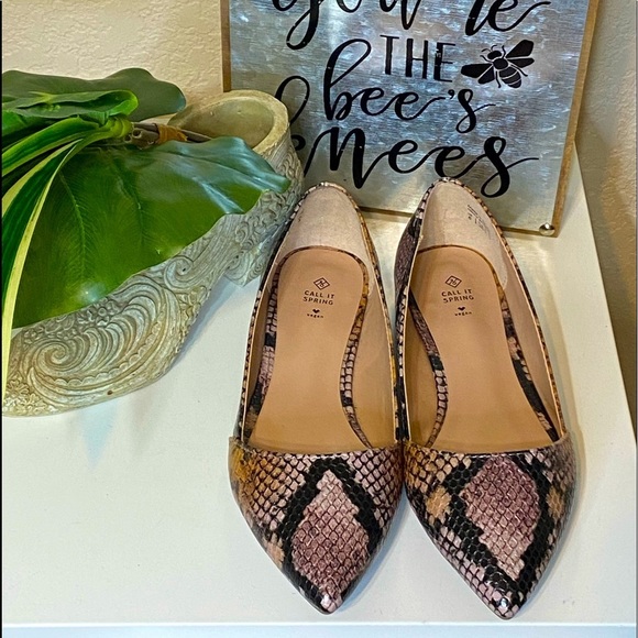 Call it Spring Vegan Snake Skin Flats (6) - Picture 2 of 8